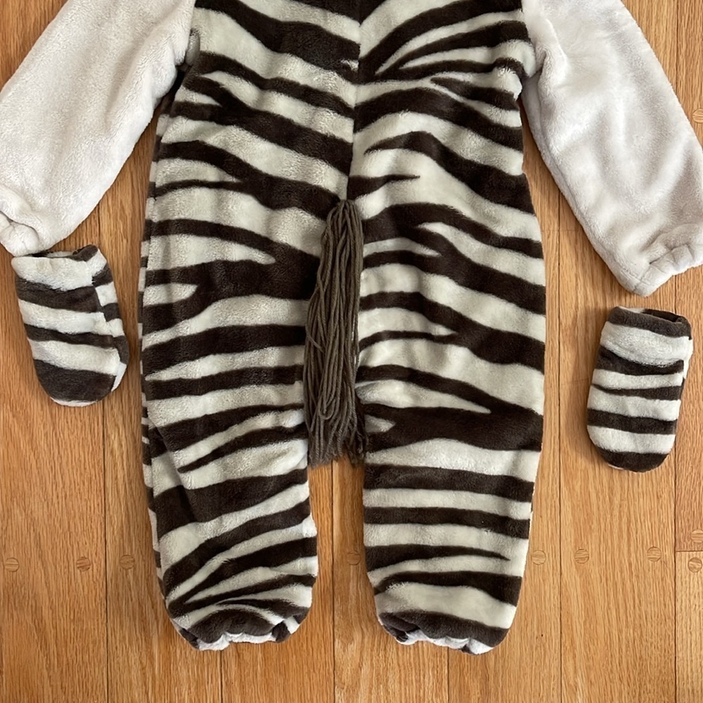 Coco Village Zebra costume - Zozo onesie with hood and mitts size 2T - Picture 5 of 7